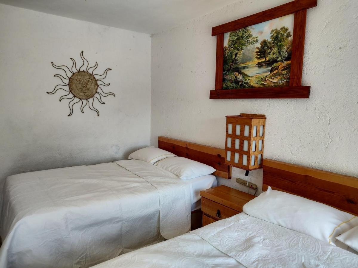 Alcatraces Hotel El Pueblito (Queretaro)